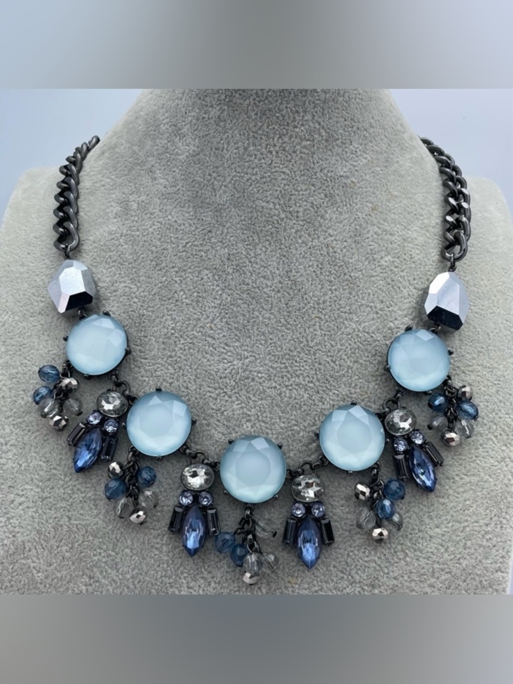 Laní Blue Statement Necklace Gunmetal Chain Crystal Fringe